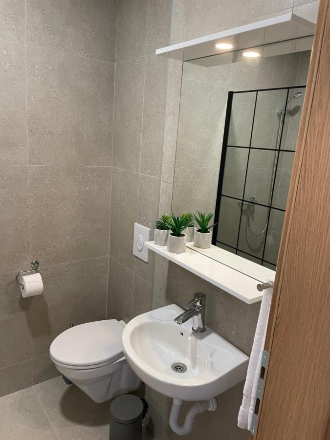 Legat Kuca Za Odmor Hotel Pale Buitenkant foto